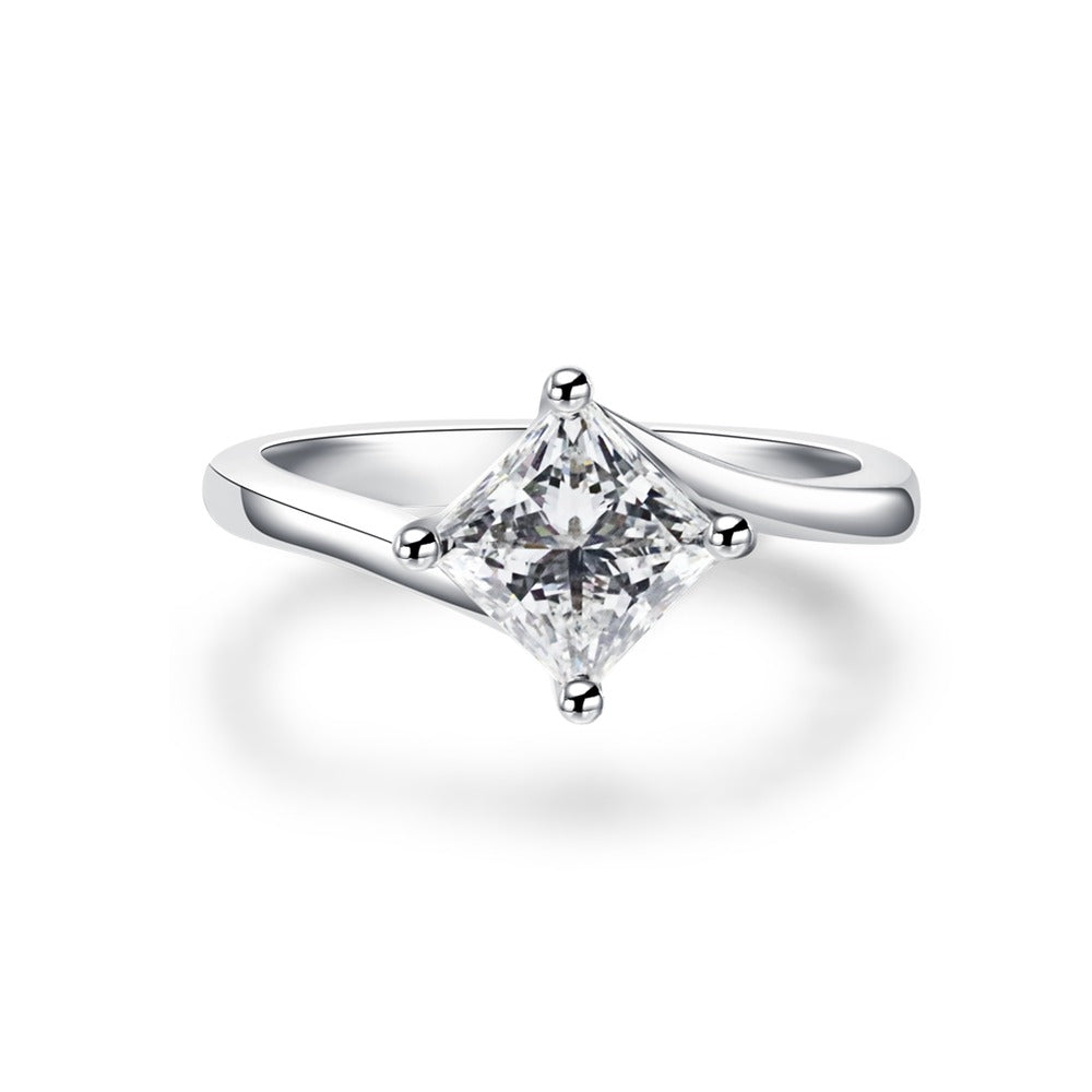 18K Princess Diamond Ring R3267