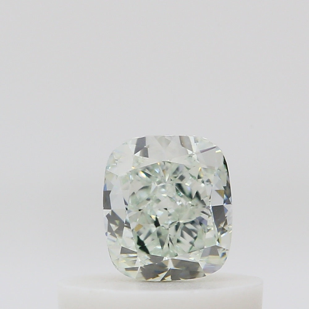GIA 彩鑽 綠鑽 0.41ct Light Green