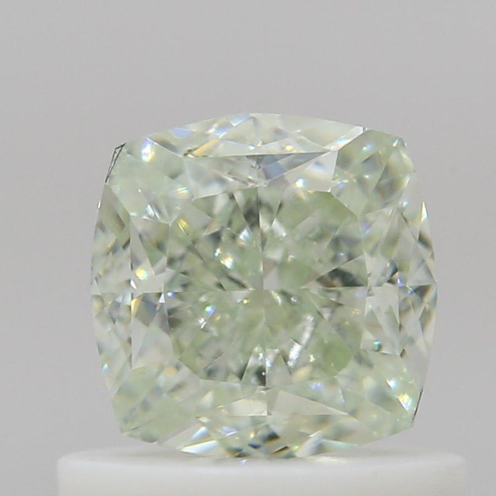 GIA 彩鑽 綠鑽 0.89ct Light Green