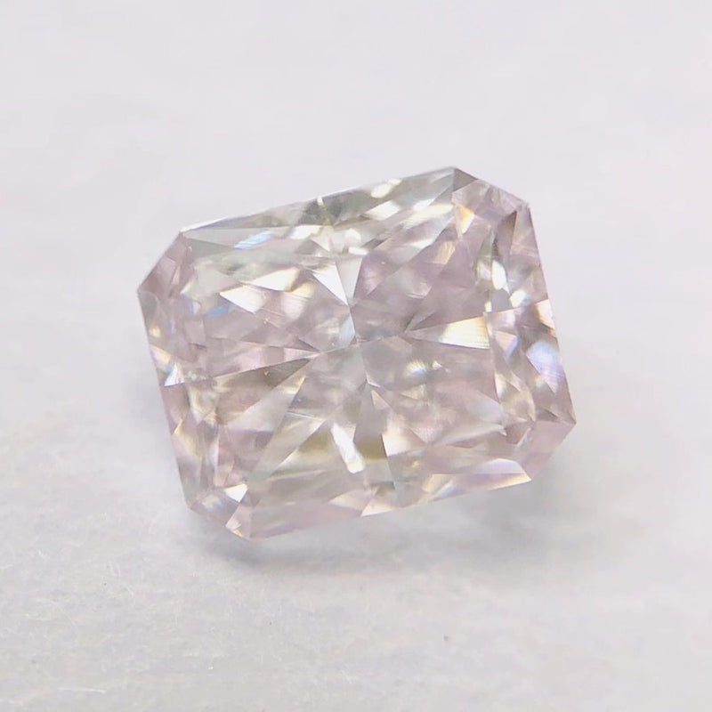 GIA 彩鑽 粉紅鑽 0.27ct Fancy Light Pink