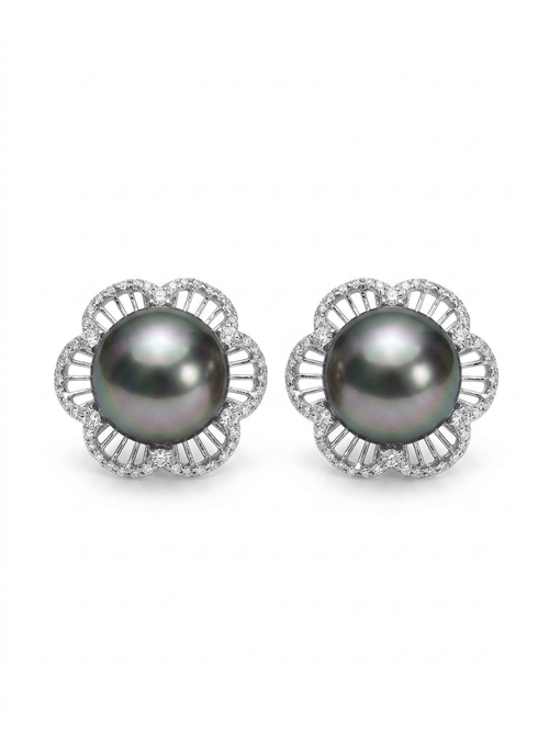 18K White Gold Pearl Earrings