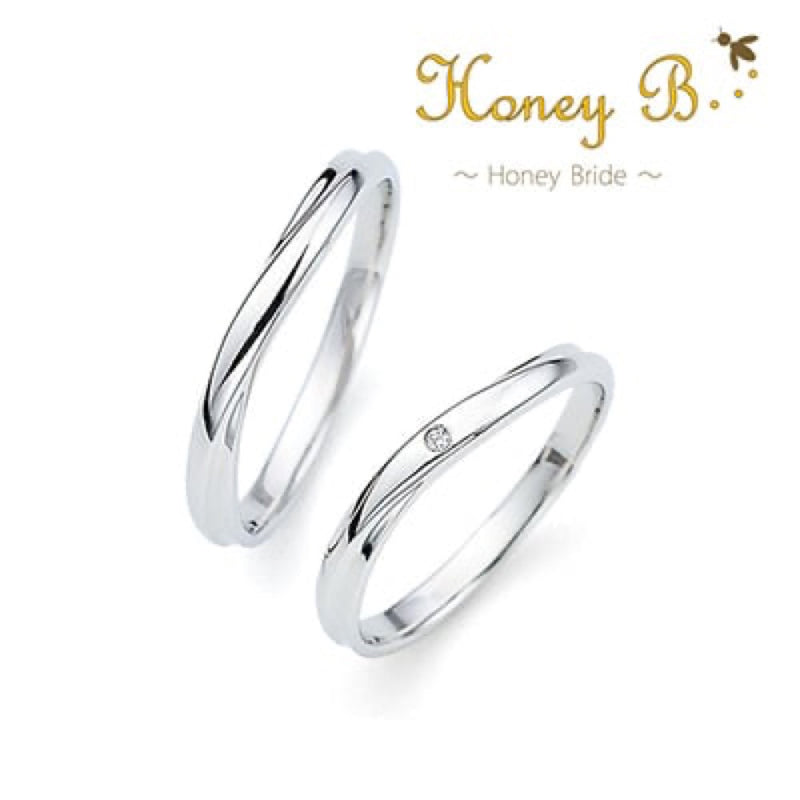 Honey B Apple Wedding Band Pair
