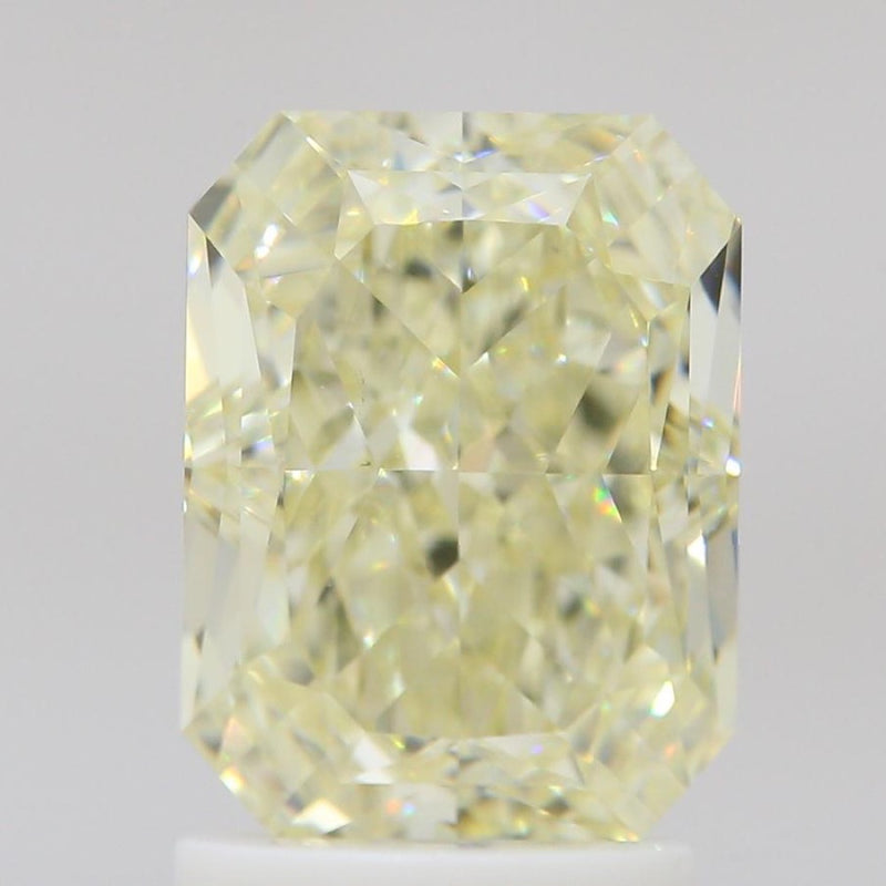 GIA Natural Diamond Radiant 2.32ct W-X VS2