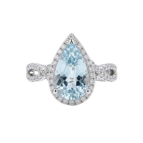 18K White Gold 2.65ct Aquamarine Ring